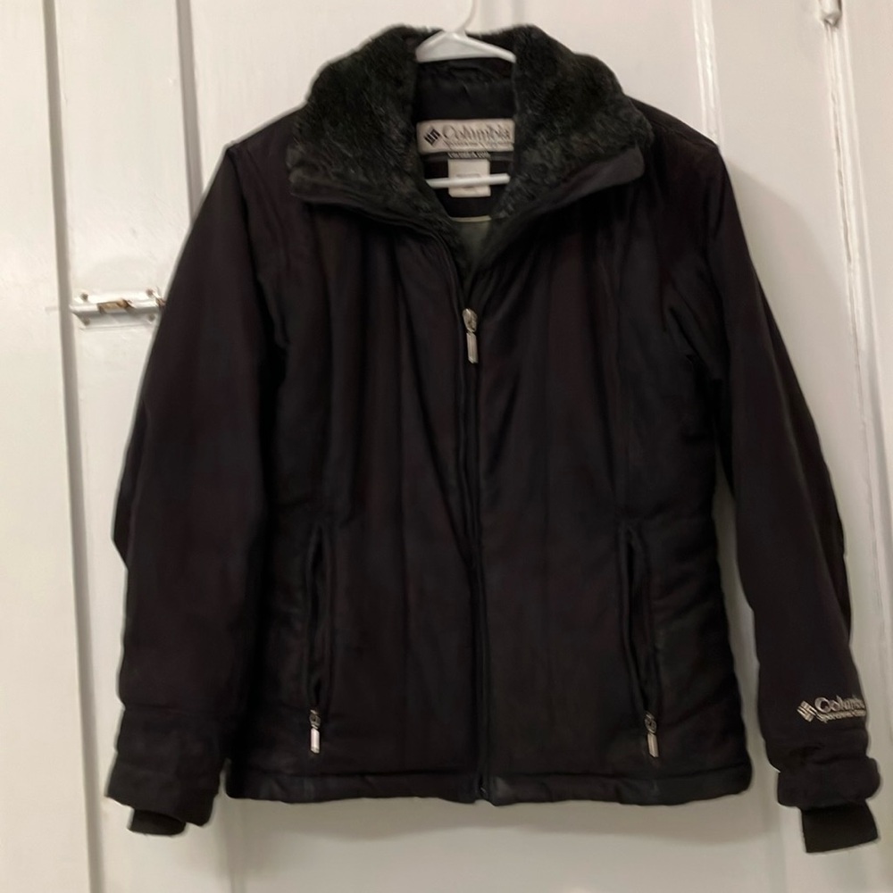 Columbia sportswear Company, women’s, black heavyweight winter jacket. Size S.